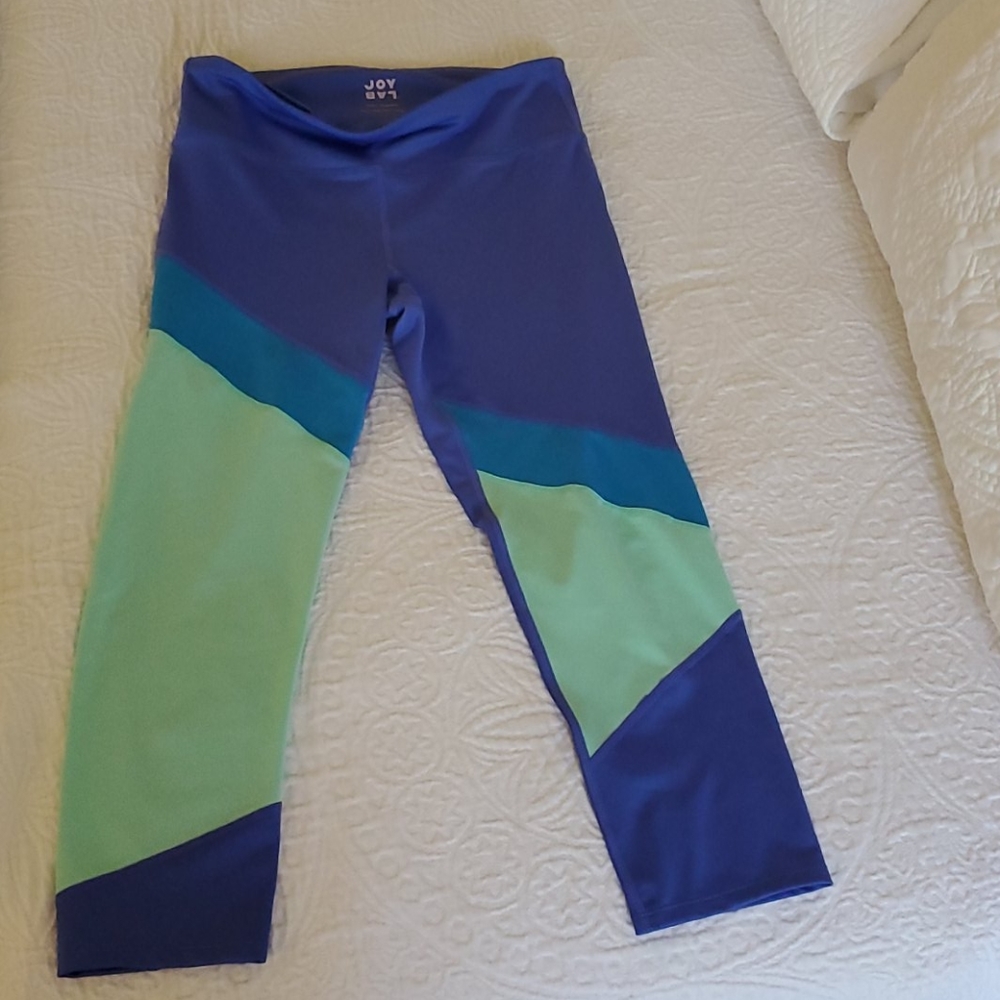Joy Lab capri workout pants